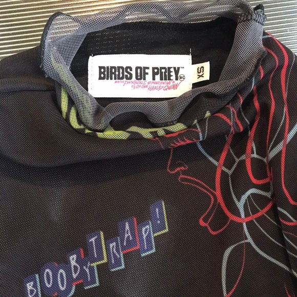 NWOT BIRDS OF PREY Harley Quinn Long Sleeve Top xs - Picture 6 of 11